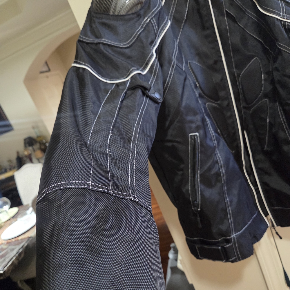 IL MAKIAGE Black Jacket with White Accents